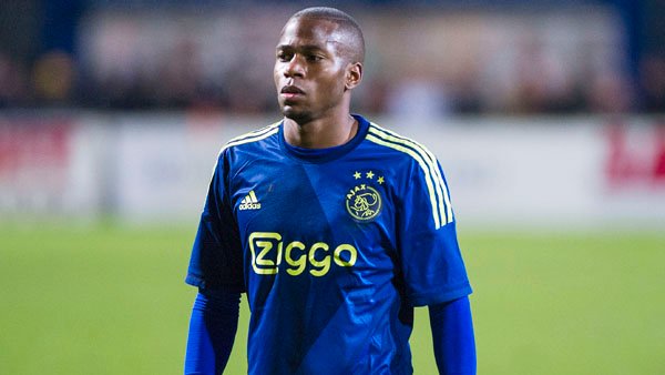 奠定了坚实 奠定了坚实